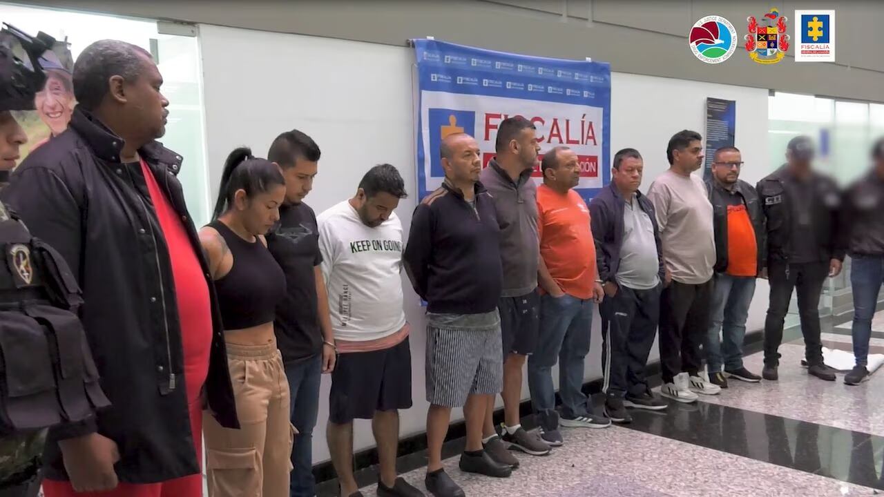 Así cayeron 11 miembros de La Cordillera, red que camuflaba cocaína en panela para enviarla a Europa; hay tres exintegrantes de Policía
