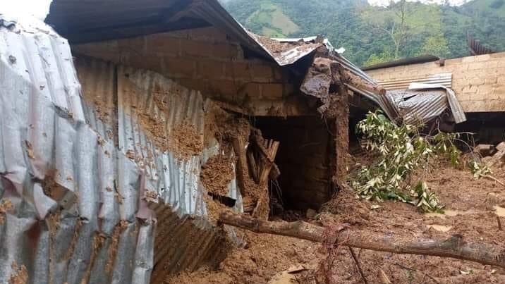 Organismos de socorro acudieron a atender la emergencia.