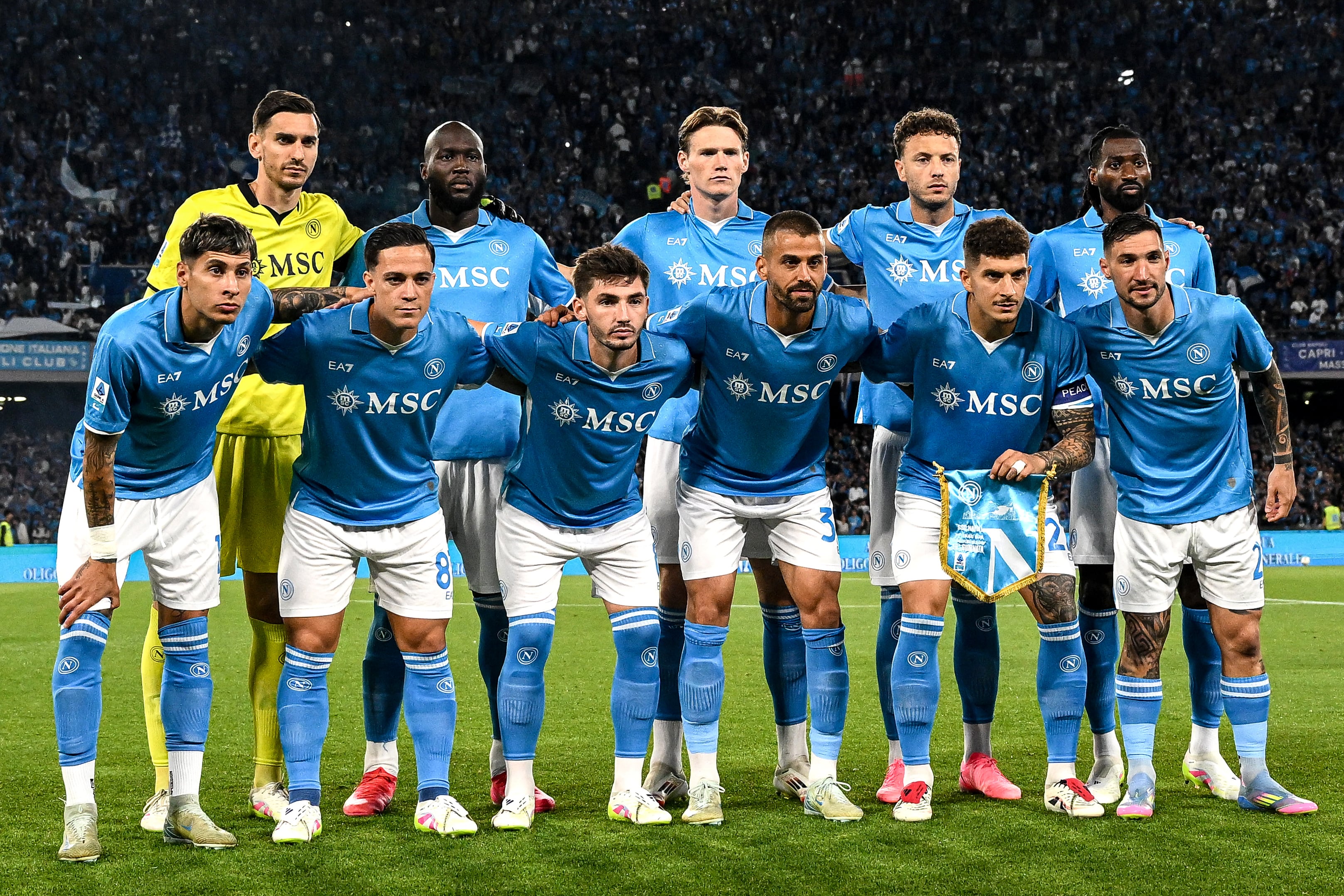 Onceno titular de Napoli que se coronó campeón de la Serie A 2025.