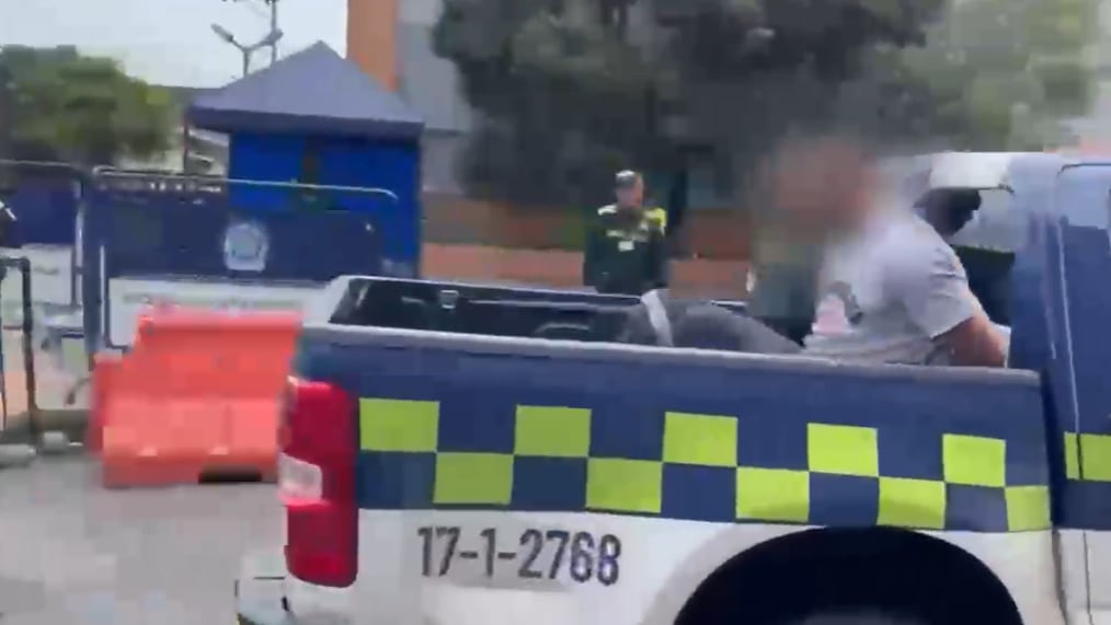 El detenido fue puesto a disposición de las autoridades para el inicio de su proceso.