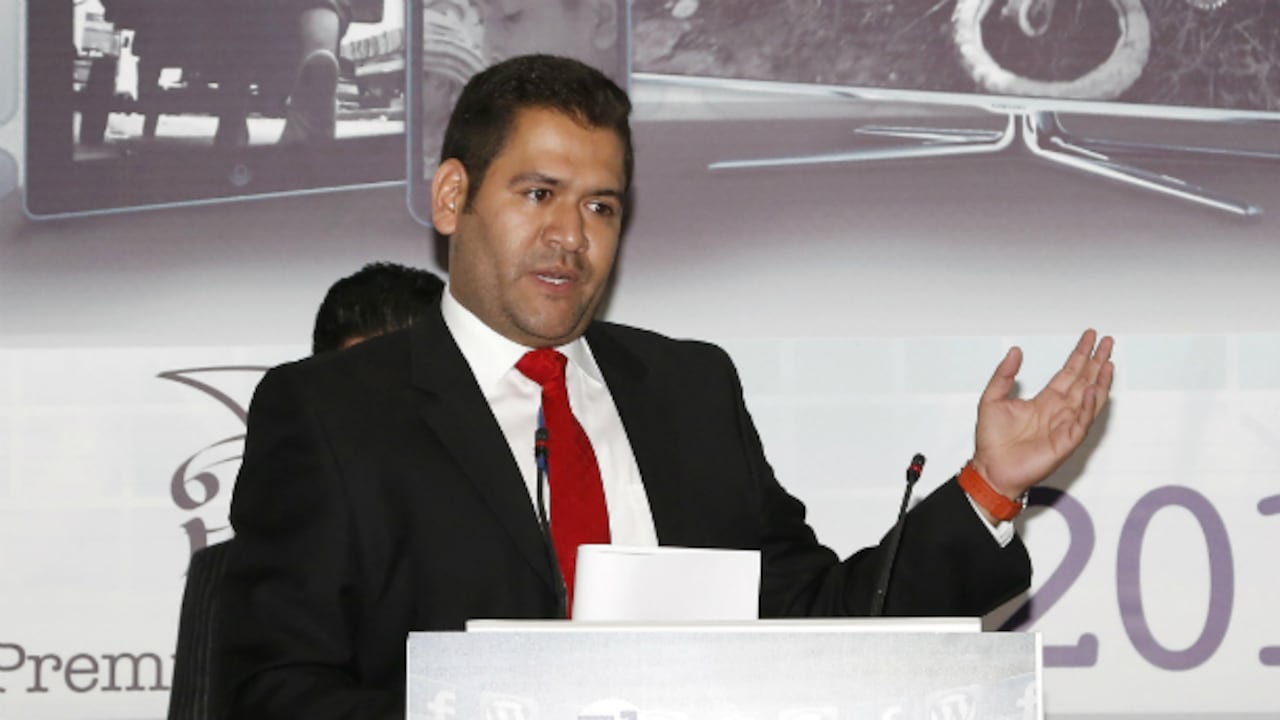 Jhon Jairo Jácome fue el ganador de Homenaje Premio 'Orlando Sierra' del 2013, otorgado por Revista SEMANA.