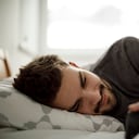 Si está pensando en ti no se despegará ni un momento de su celular esperando tu mensaje.