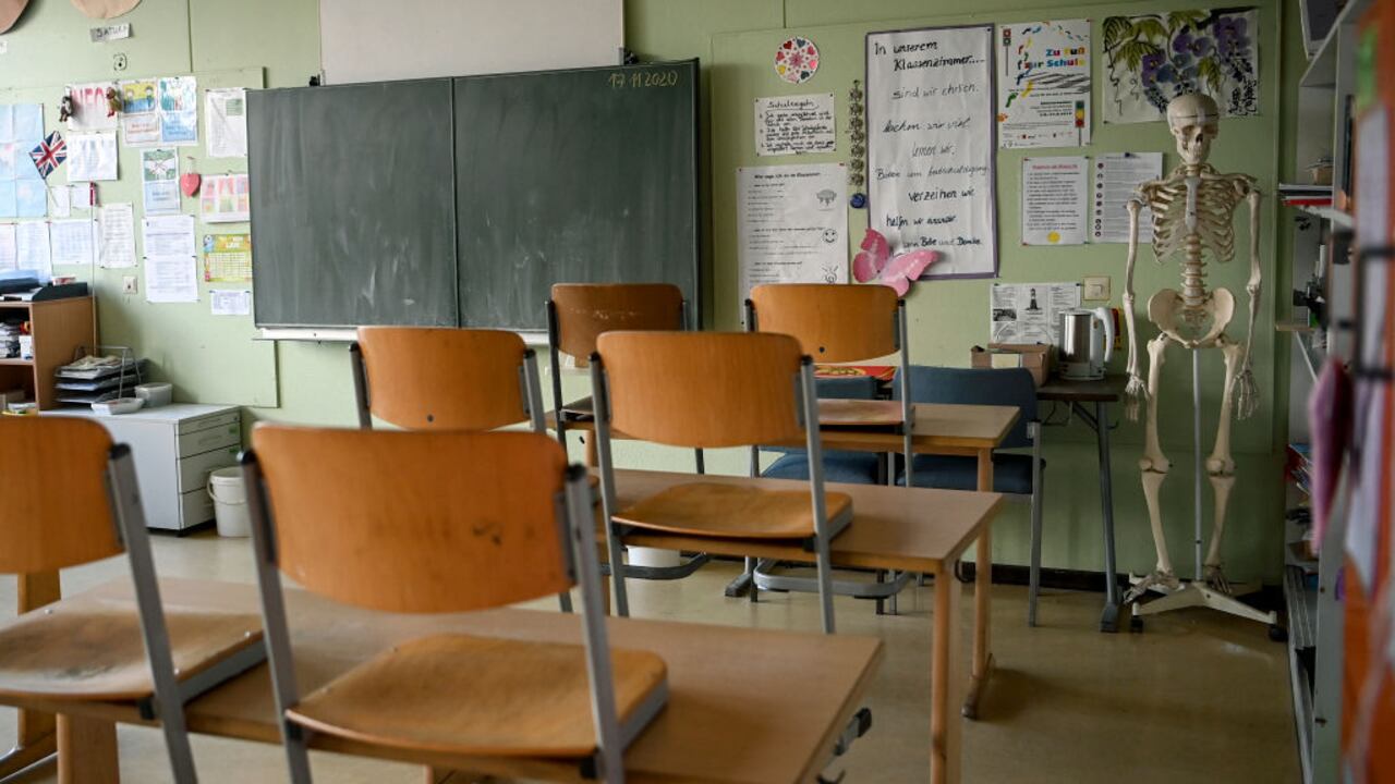 Unicef pide reapertura de colegios, aún con coronavirus presente