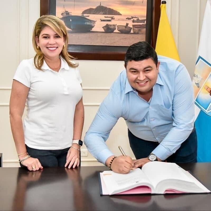 Posesión de Armando Alberto Otero Gamero.