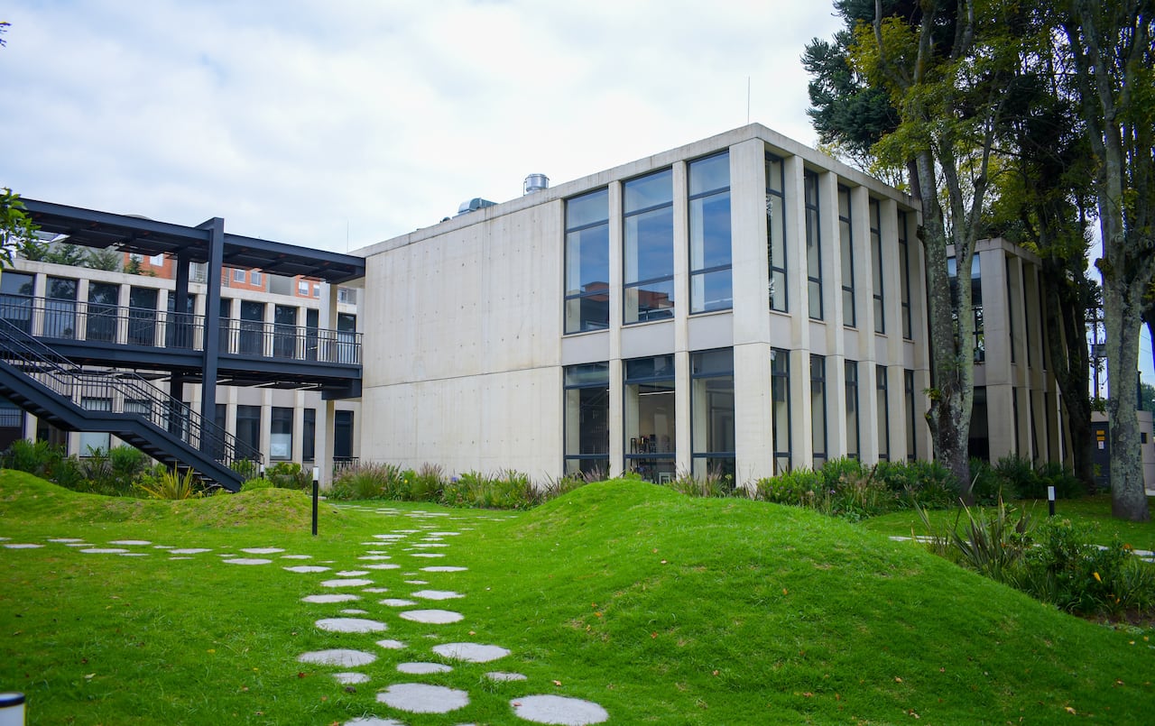 El Colegio Colombo Hebreo tiene las puertas abiertas a las comunidades no judías.