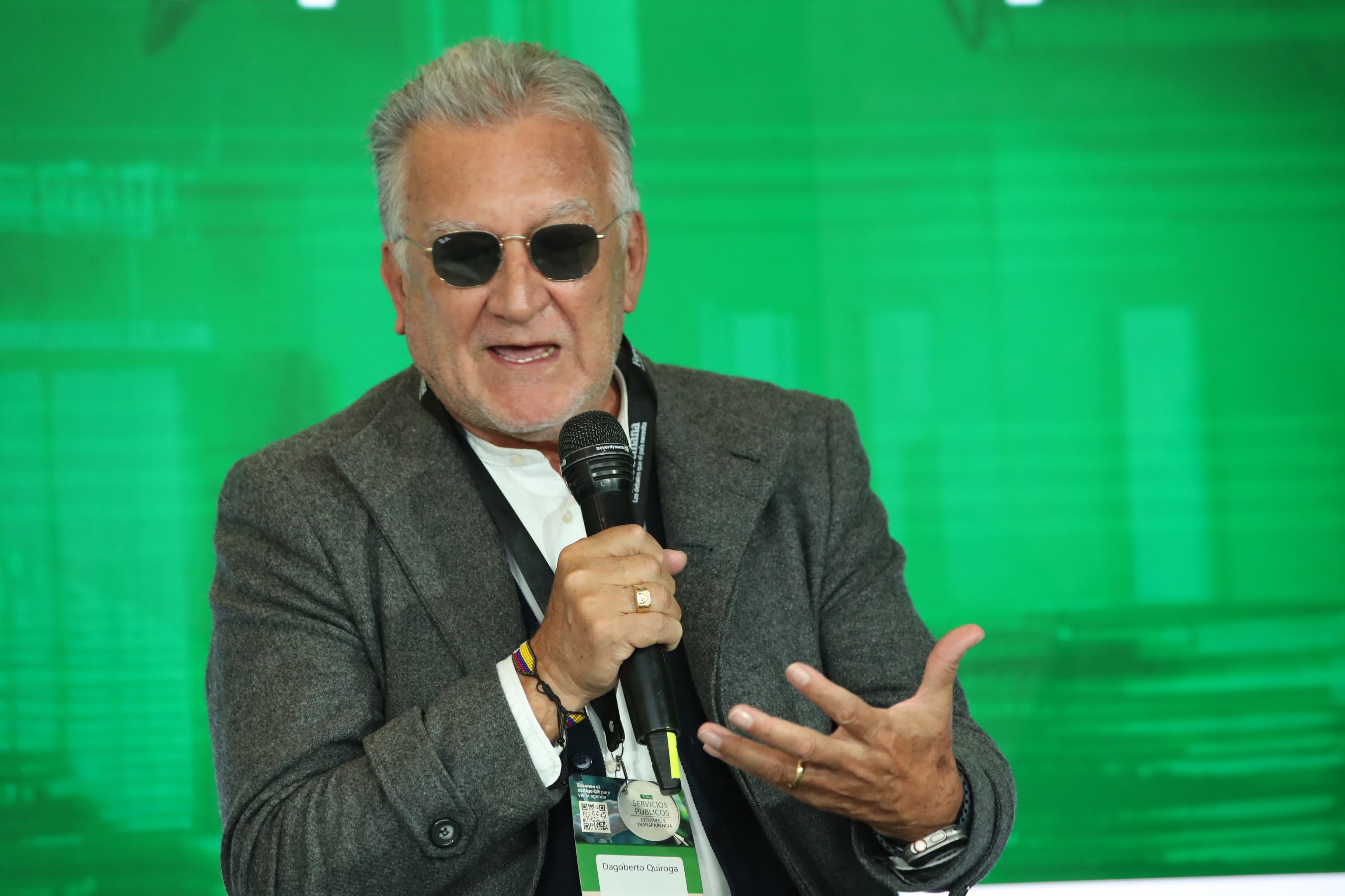 Foro 
Servicios públicos: control y transparencia

Jueves 27 de marzo de 2025 
Edificio Semana