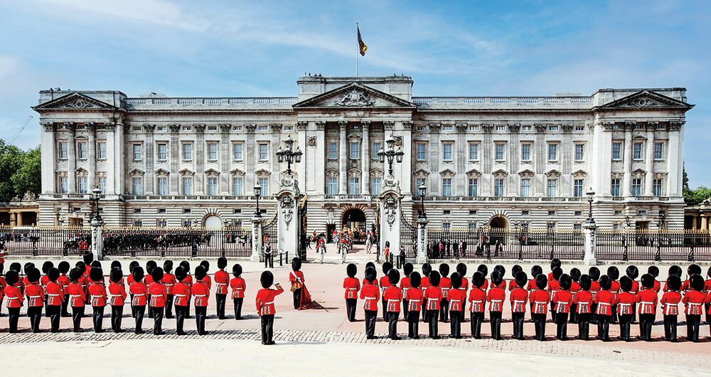 Debido a su condición de salud, la reina Isabel ha abandonado el Palacio de Buckingham como residencia permanente.