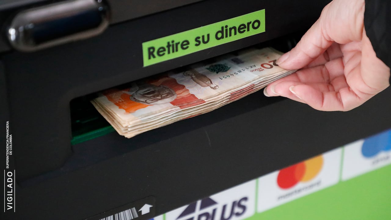 Los cajeros de Servibanca tienen convenios con las franquicias Visa, Mastercard y otras tarjetas no franquiciadas.