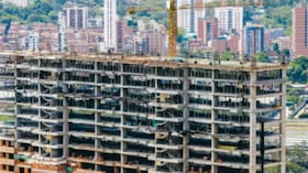 El debate técnico y político se concentra en vivienda, movilidad sostenible, espacio público y gestión del riesgo en la ciudad