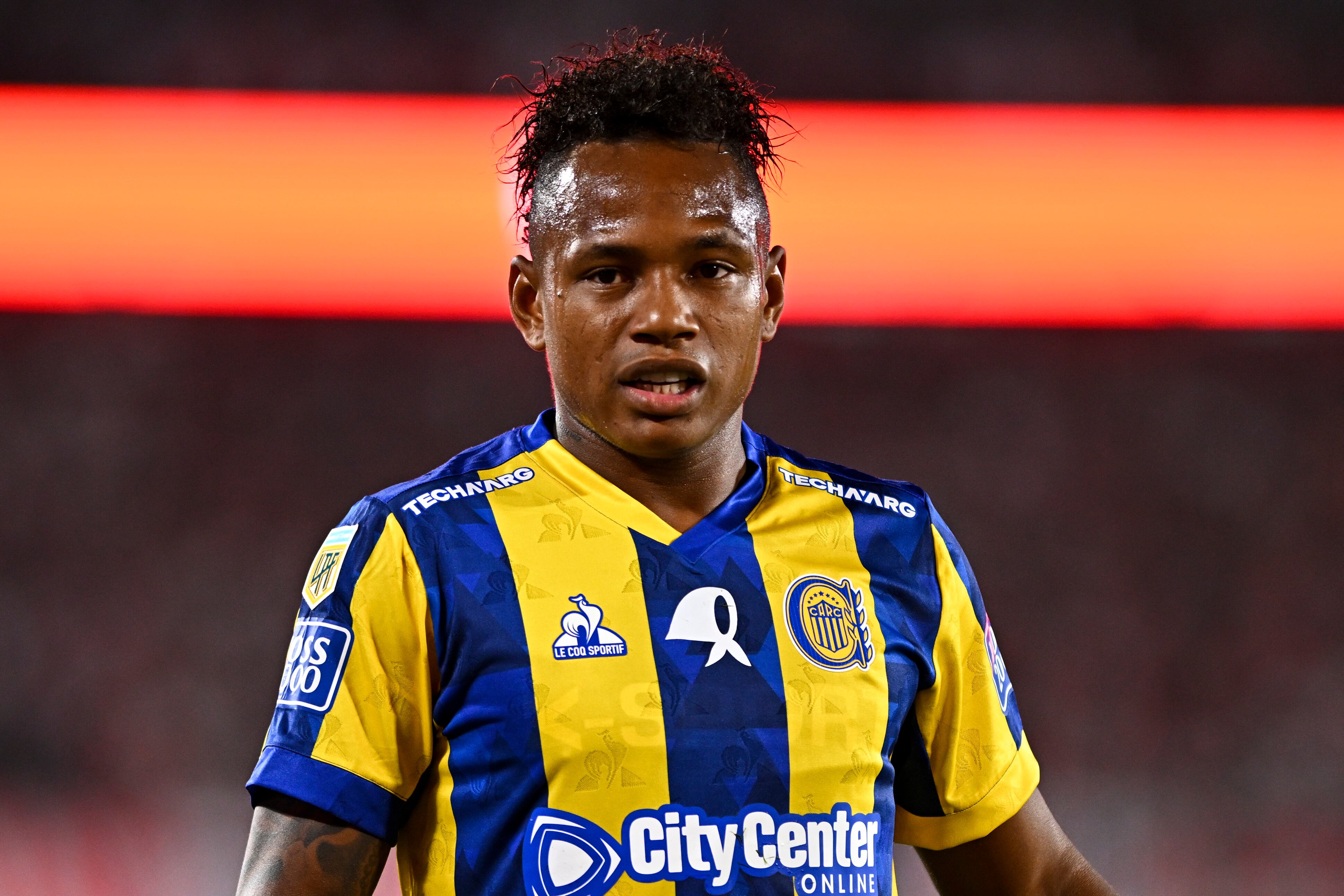 Jaminton Campaz con los colores de Rosario Central.