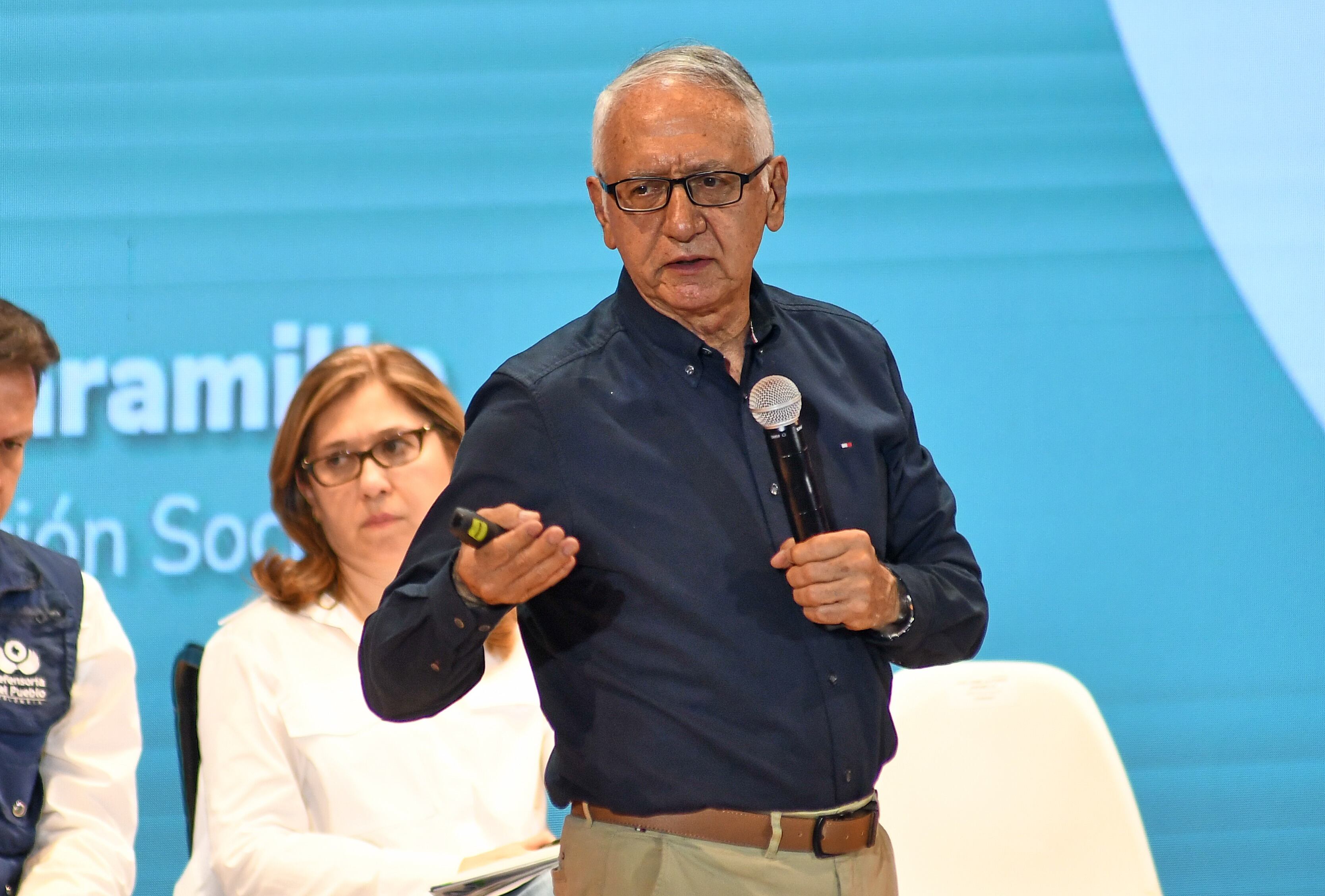 Así se desarrolla la audiencia pública de la Reforma a la Salud en con la senadora Norma Hurtado y Guillermo Alfonso Jaramillo, Ministro de Salud, Maria Cristina, secretiria de Salud del Valle  Cali, hoy  1 de Marzo / Foto Wirman Rios / EL PAIS