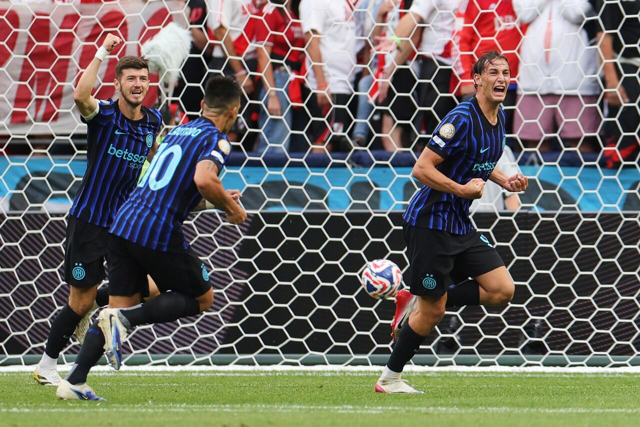 Inter celebra su triunfo sobre River Plate en el Mundial de Clubes.
