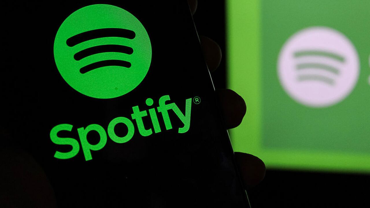 Los atacantes utilizan cuentas de Spotify para acceder a funciones prémium y manipular datos de reproducción.