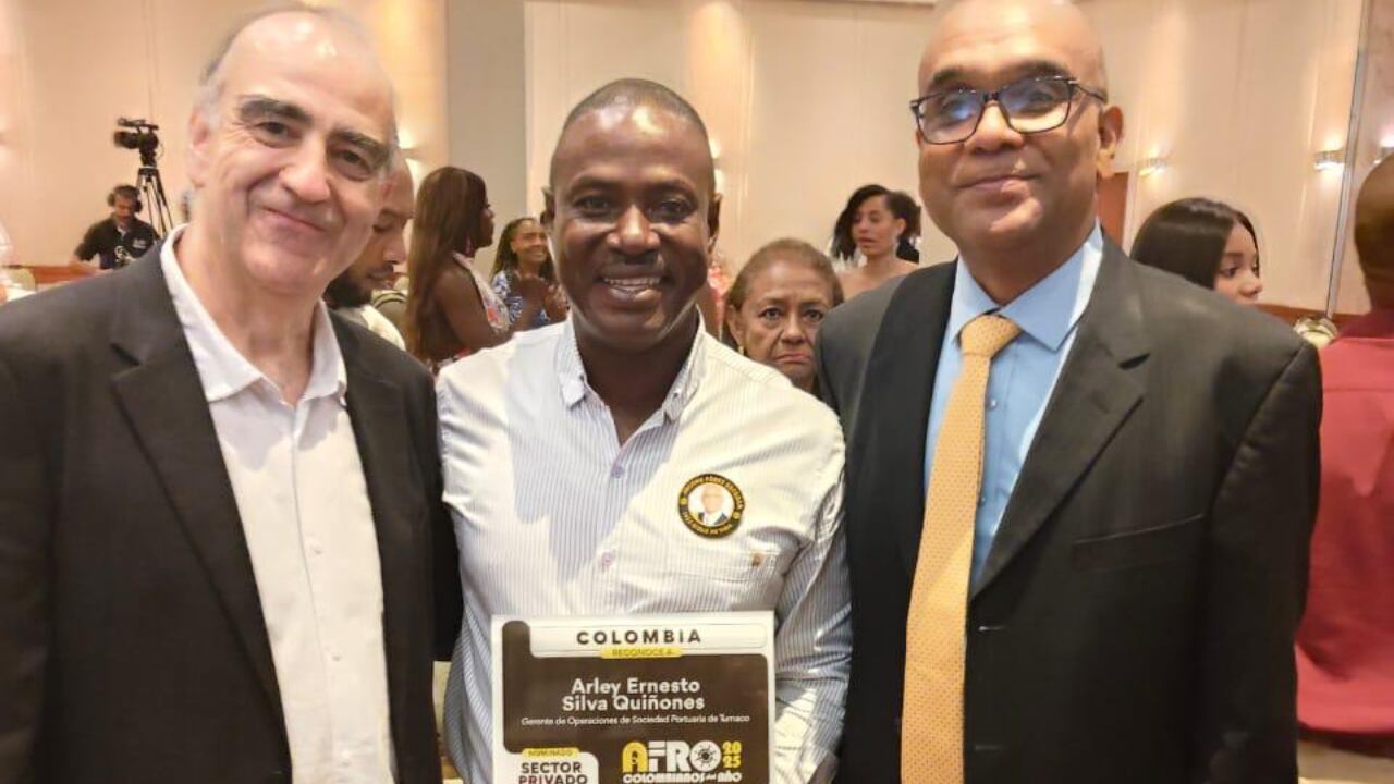 Arley Silva es reconocido por su liderazgo en el Puerto de Tumaco