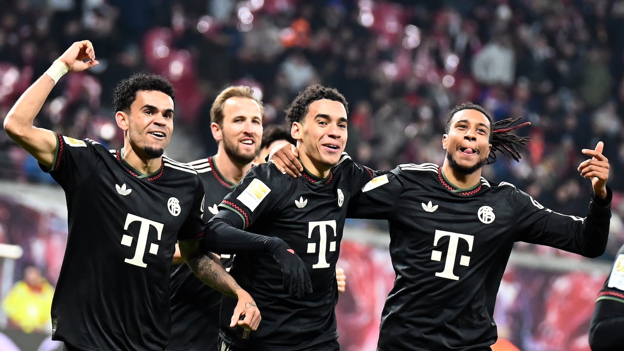 Luis Díaz, Harry Kane, Jamal Musiala y Michael Olise, del Bayern Múnich. Uno está en la mira del Real Madrid