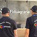 Policía judicial de la Contraloría revisa cuentas del Ministerio de Igualdad.