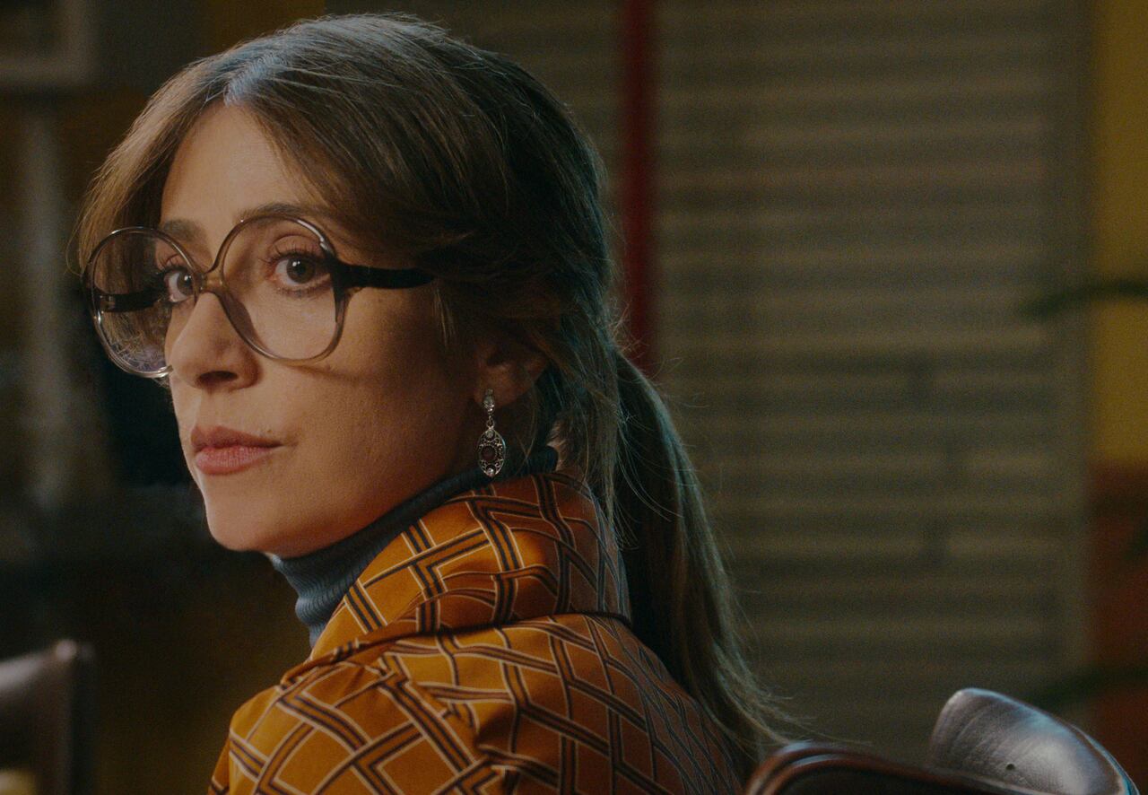 La Primera Vez Temporada 1. Veronica Orozco in La Primera Vez Temporada 1. Cr. Courtesy of Netflix/Netflix © 2022