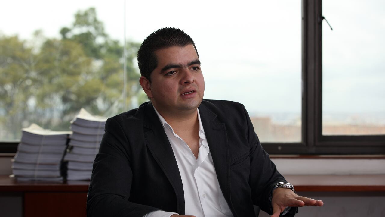 JULIAN BEDOYA PULGARIN
PRESIDENTE DE LA
COMISION DE ACUSACION
LA CAMARA DE REPRESENTANTES
BOGOTA, JUNIO 5 DE 2015
FOTO LEON DARIO PELAEZ/ SEMANA