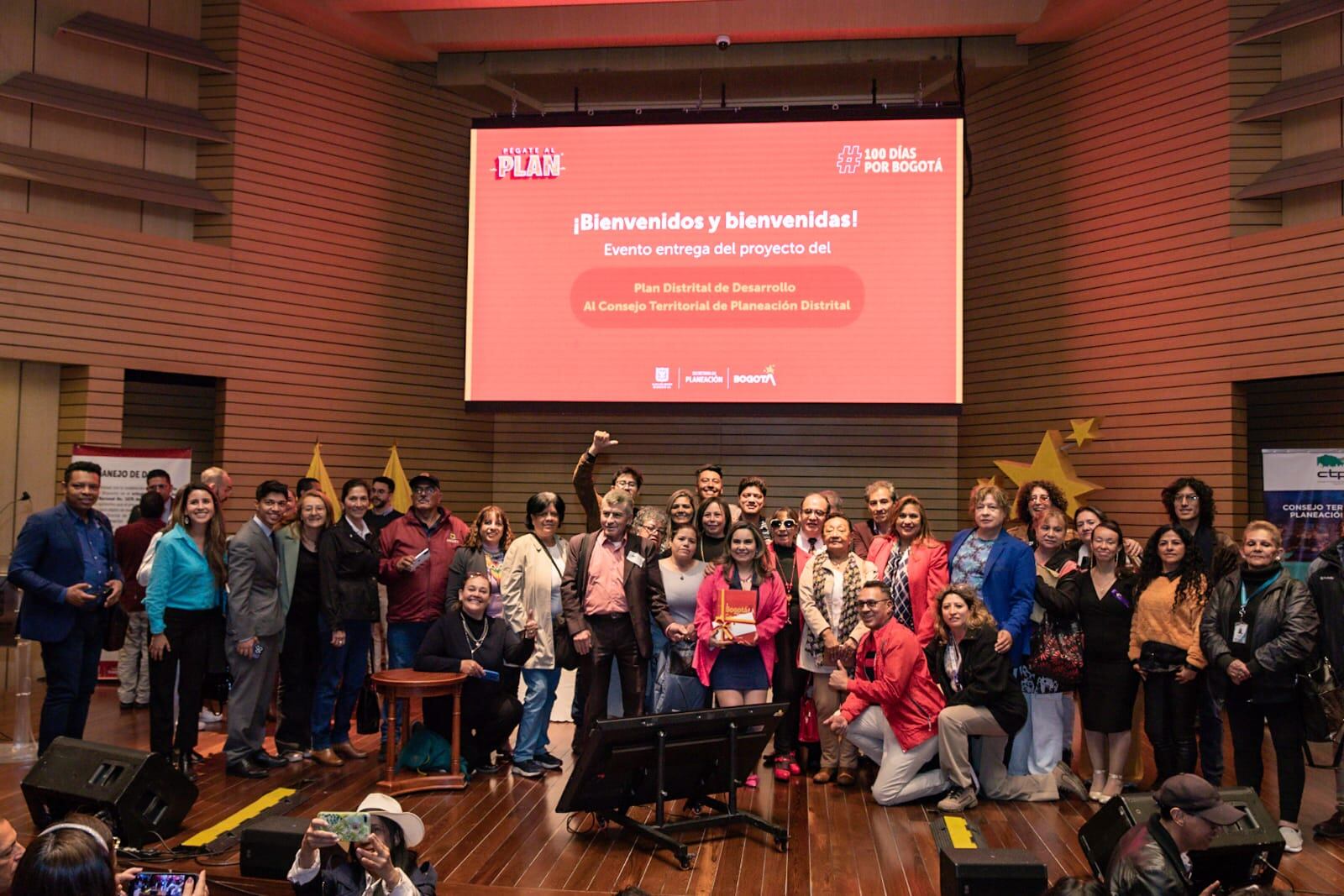 Alcalde Carlos Fernando Galán lideró la entrega del Plan de Desarrollo al Consejo Territorial de Planeación Distrital (CTPD