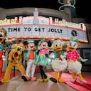 Mickey Mouse, Minnie Mouse and friends are donning new outfits exclusively for Disney Jollywood Nights, a new separately ticketed event at Disney’s Hollywood Studios. Disney art directors, show producers and designers worked together to land on the right combination of colors and fabric, inspired by palettes of the ‘30s, ‘40s and ‘50s. This swanky Hollywood bash is filled with merriment, music and spirited good times and takes place on select nights Nov. 11-Dec. 20 at Walt Disney World Resort. (Steven Diaz, Photographer)