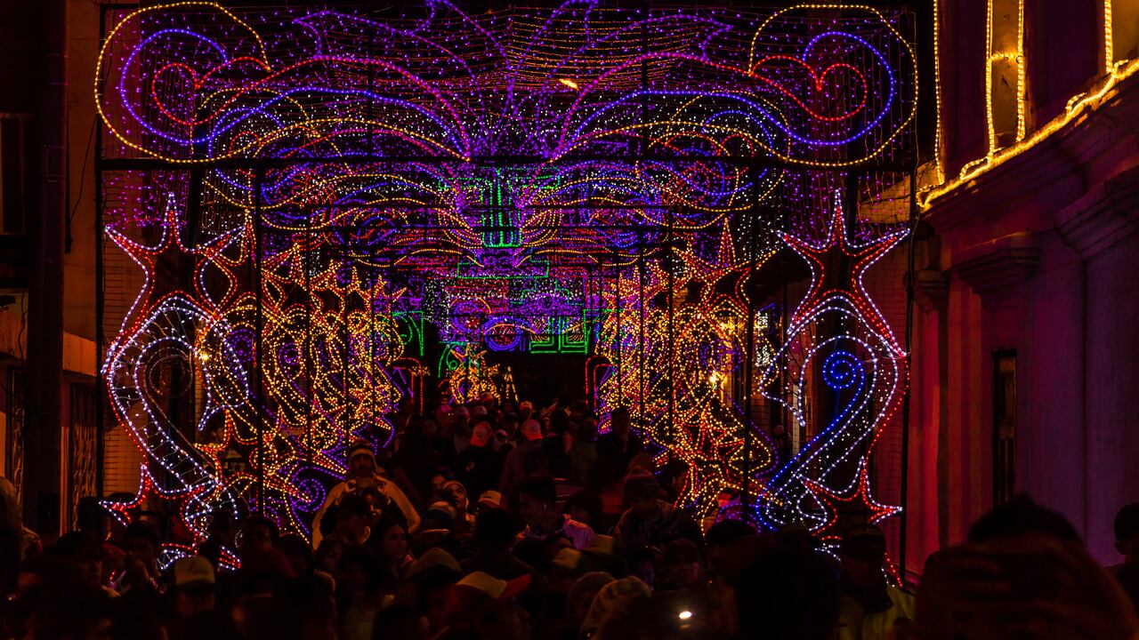 Corrales es un municipio que destaca por sus alumbrados en época de Navidad.