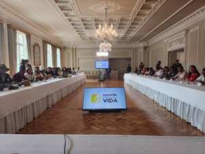 Presidente Gustavo Petro se reunió con dirigentes indígenas en la Casa de Nariño