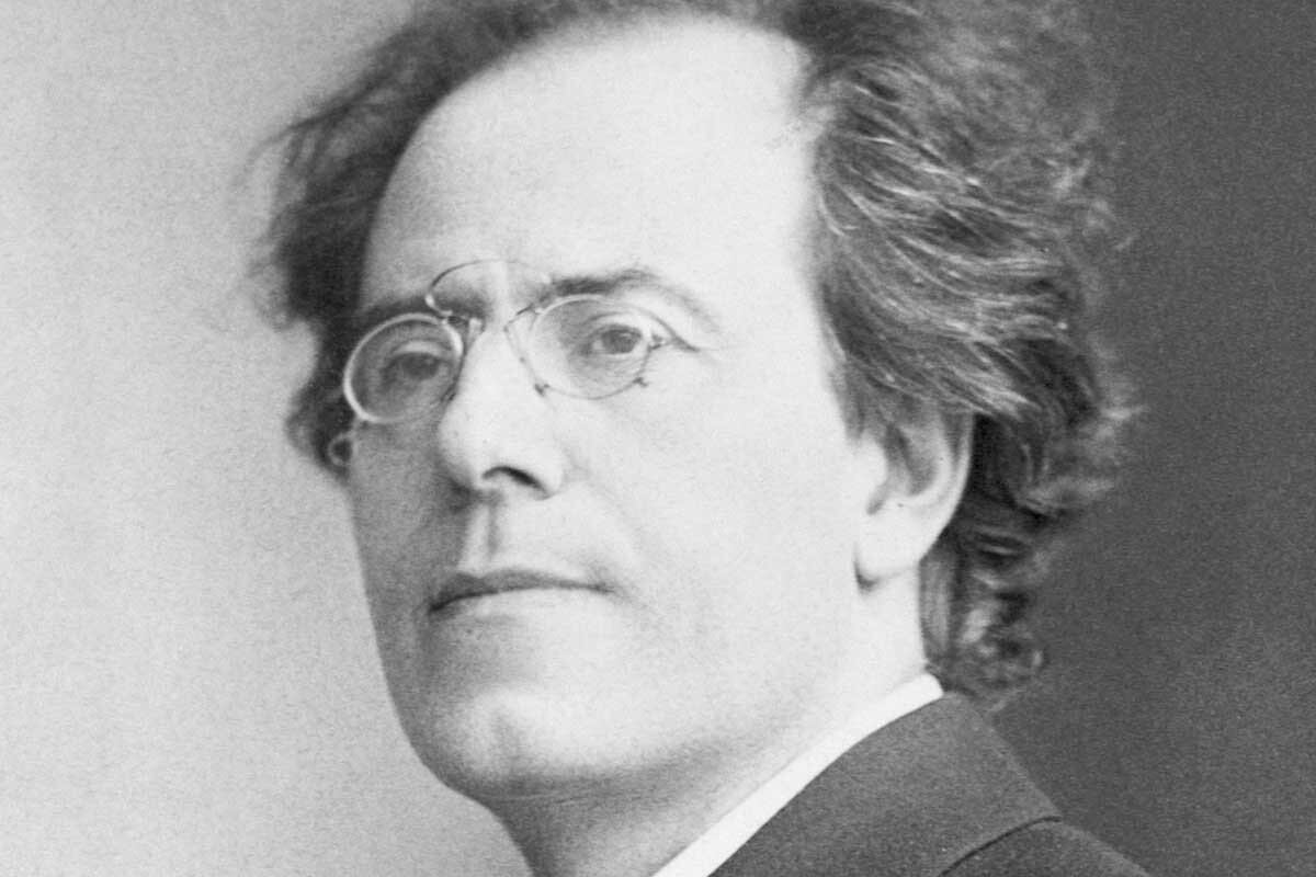 “Cuando el hombre, maravillado pero confundido, pregunta qué significa todo esto, el niño le responde, así es la vida celeste”. Gustav Mahler