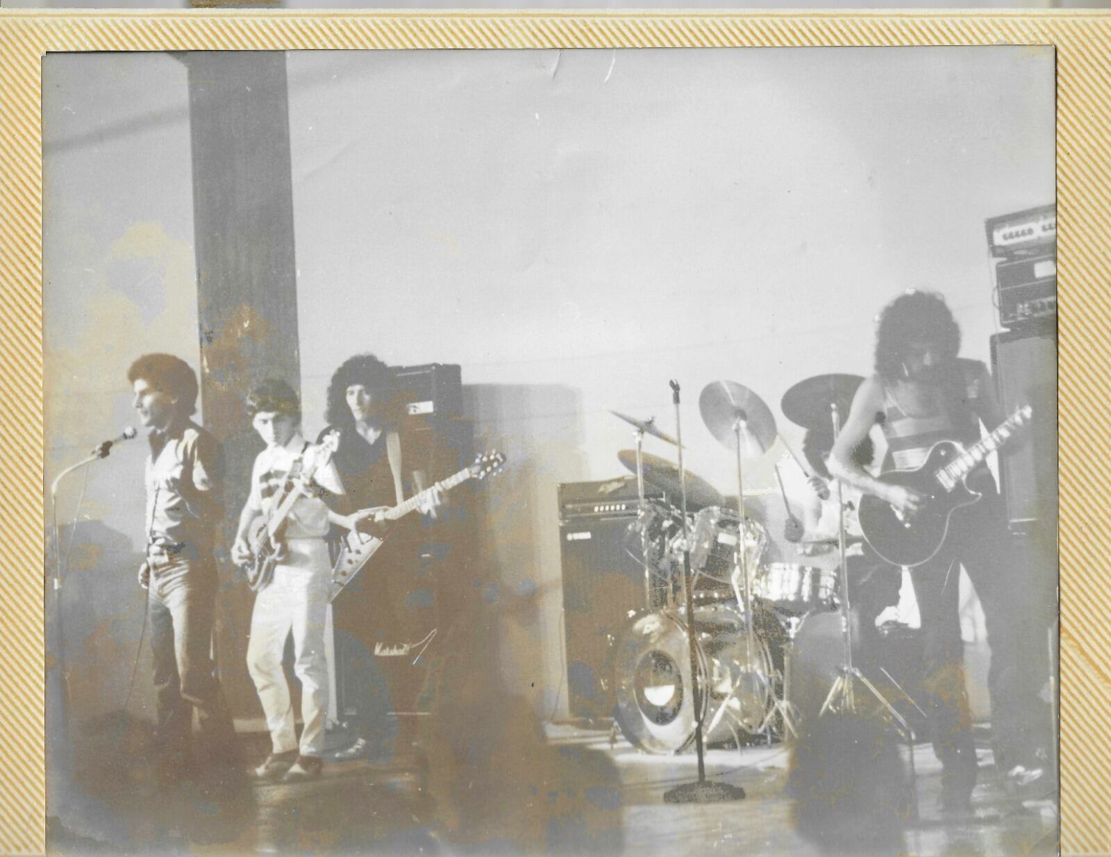 'Historia del Rock en Medellín, Lado A (1964–1990)' abre al público, en MuRock, este 24 de octubre.