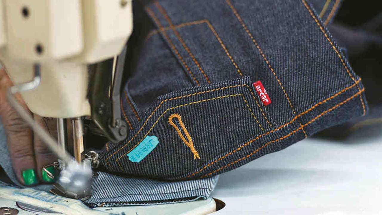 En 1992, Expofaro se convirtió en una de las cinco confeccionistas de Levi's Strauss & Co.