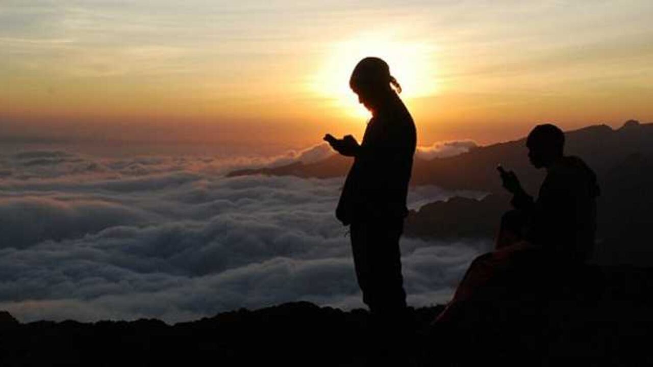 Cuando está en modo avión, su celular o tableta reduce al máximo su actividad.