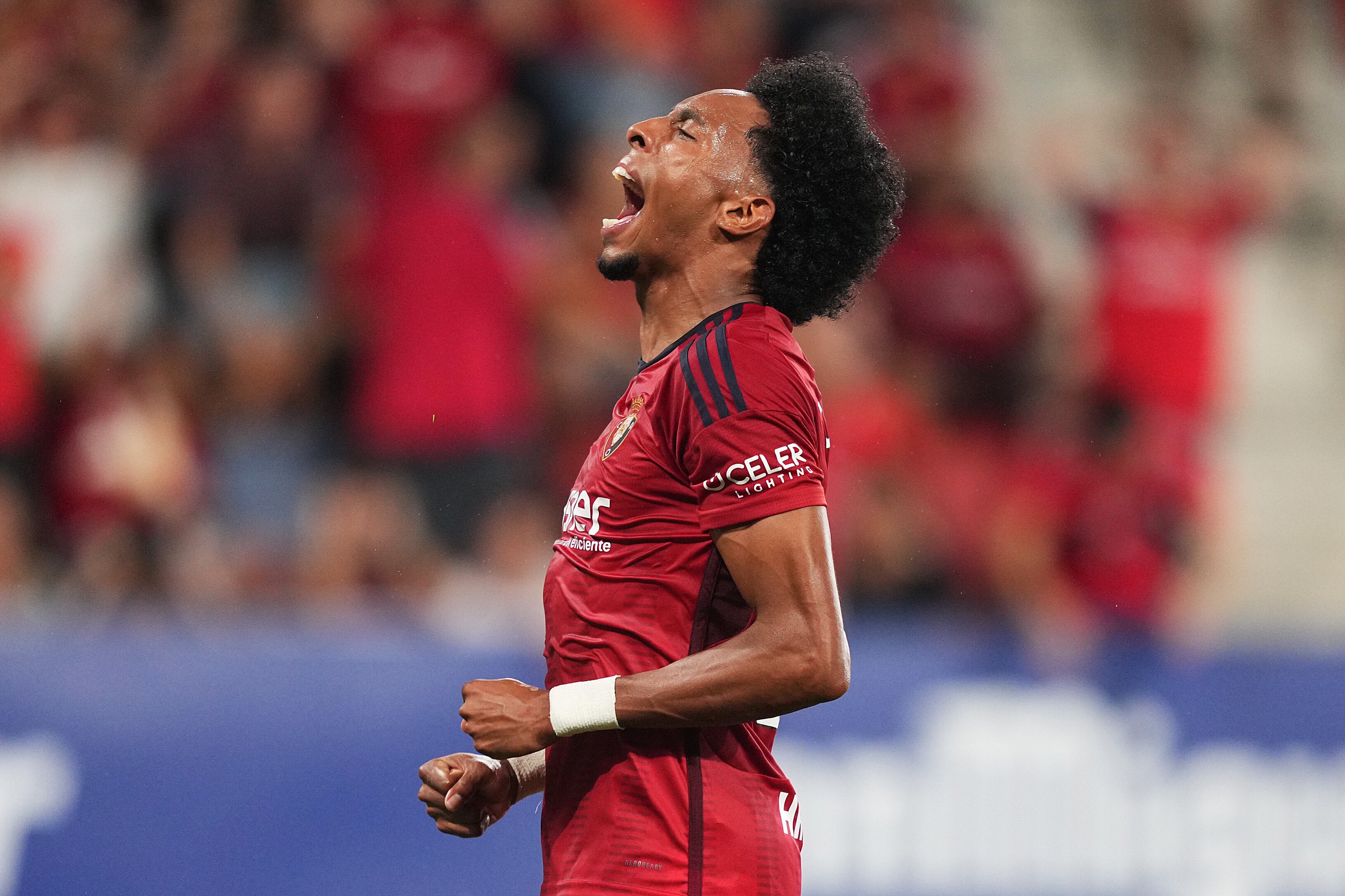 Johan Mojica con Osasuna