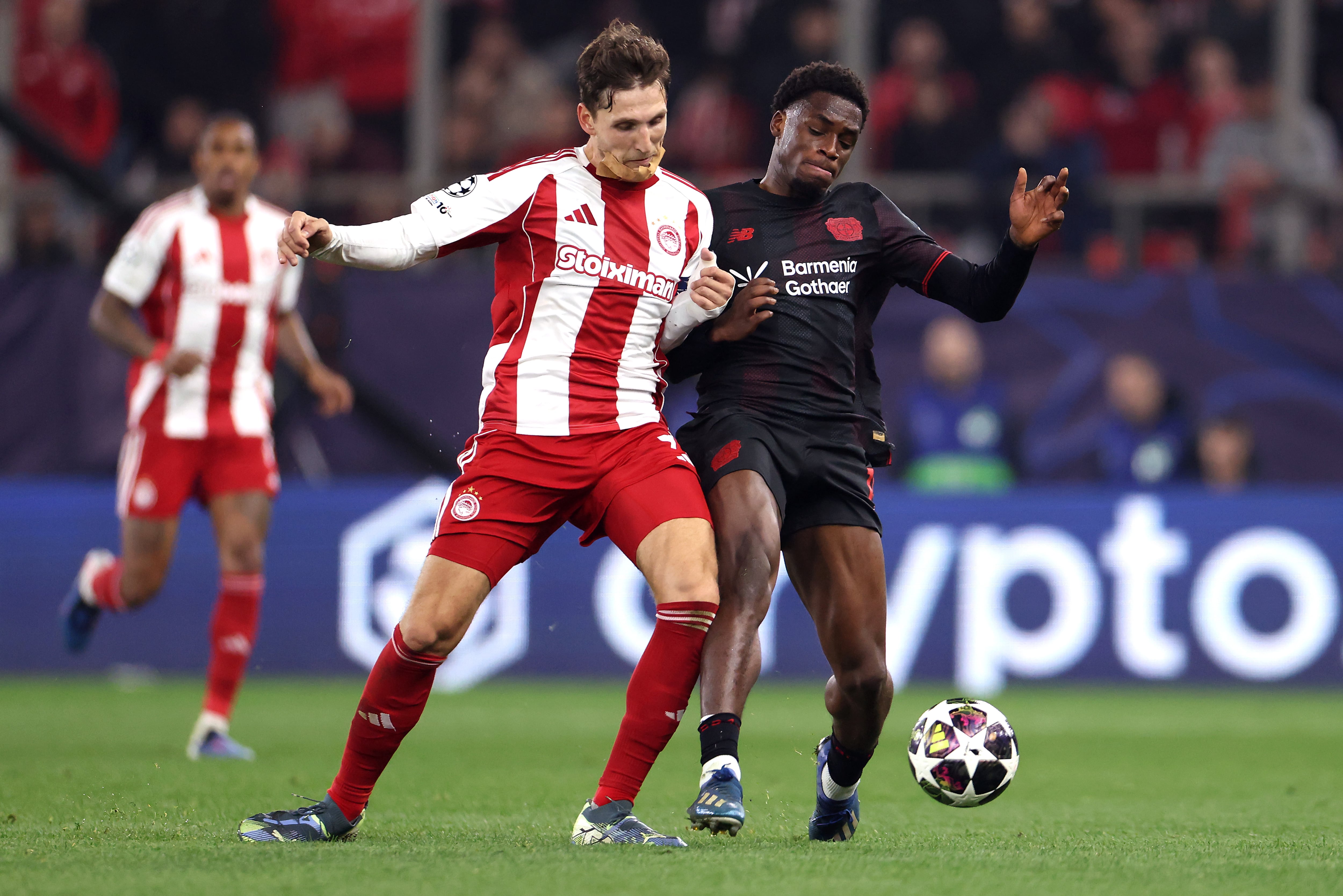 Olympiacos contra Bayer Leverkusen por Champions.