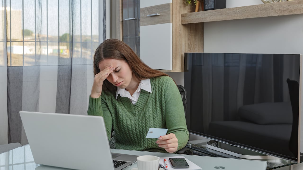 Ciberdelincuentes emplean técnicas de ingeniería social para engañar a los usuarios.
