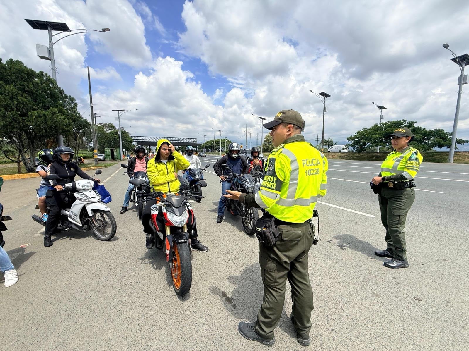 Más de 3.000 uniformados fueron desplegados en el Valle del Cauca para reforzar la seguridad y acompañar la movilidad durante el puente festivo de Corpus Christi.