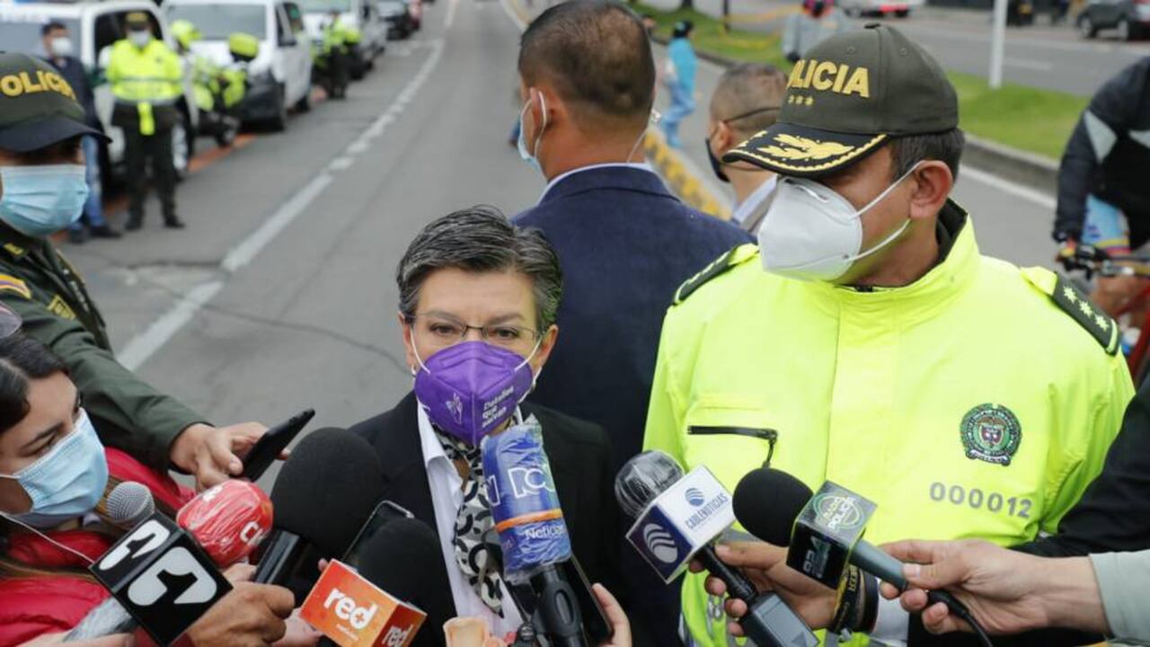 Policías de Bogotá cargarán detectores de metal para desarmar a los delincuentes