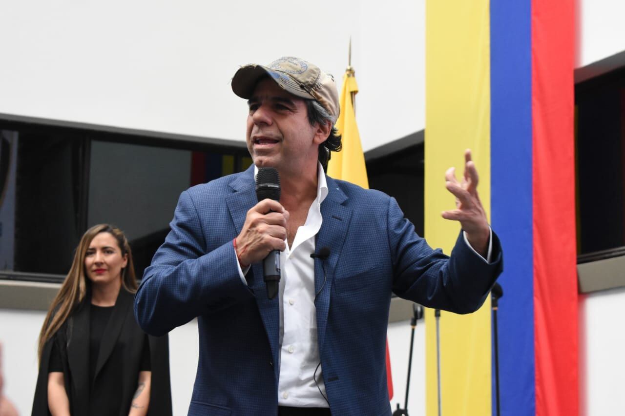 Alex Char entrega de firmas en registraduria Equipo por Colombia