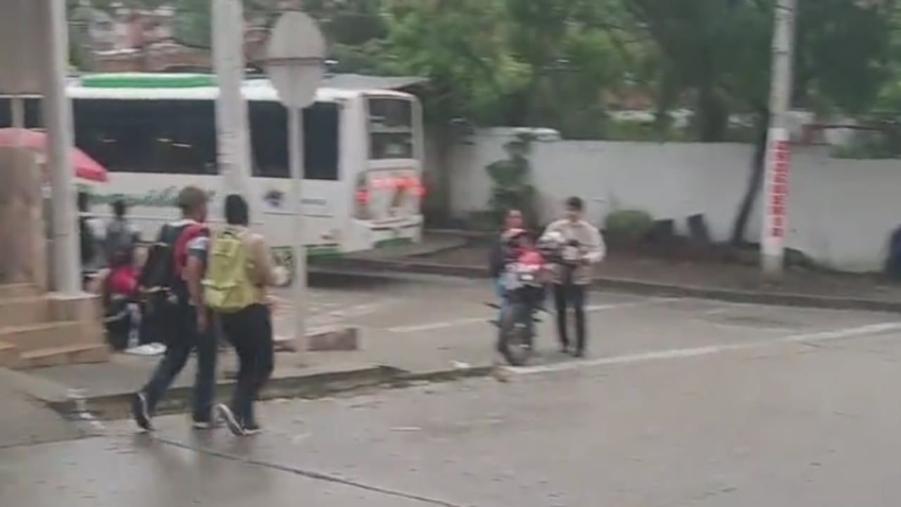 La mujer fue asesinada en la avenida 5 oeste con calle 2 oeste, en el barrio Normandía de Cali.