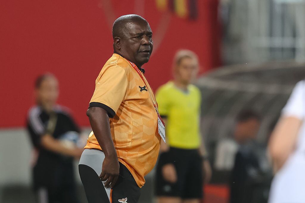 Bruce Mwape, director técnico de la Selección de Zambia.