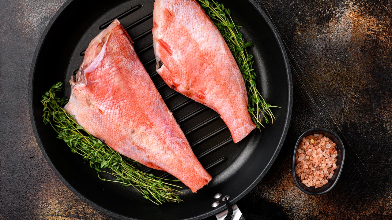 ¿Por qué no se recomienda comer pescado para evitar enfermedades?