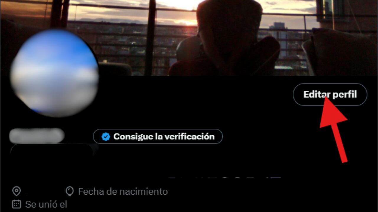 Una revisión de Semana reveló que la etiqueta “influenciador en redes sociales” en X puede ser añadida por cualquier usuario, incluido el presidente Gustavo Petro.