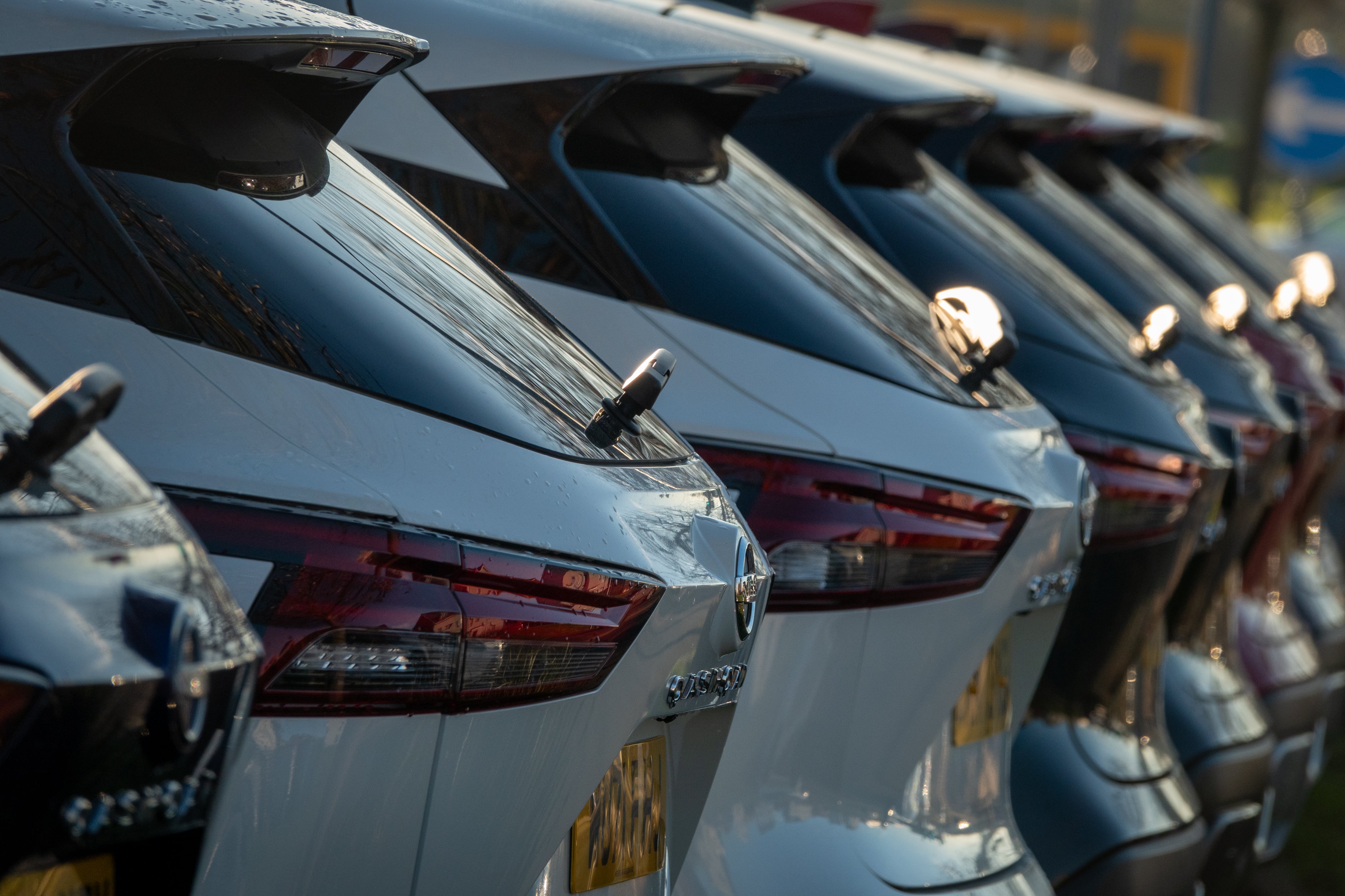 En algunos estados de Estados Unidos no es obligatorio portar la placa en la parte trasera del vehículo.