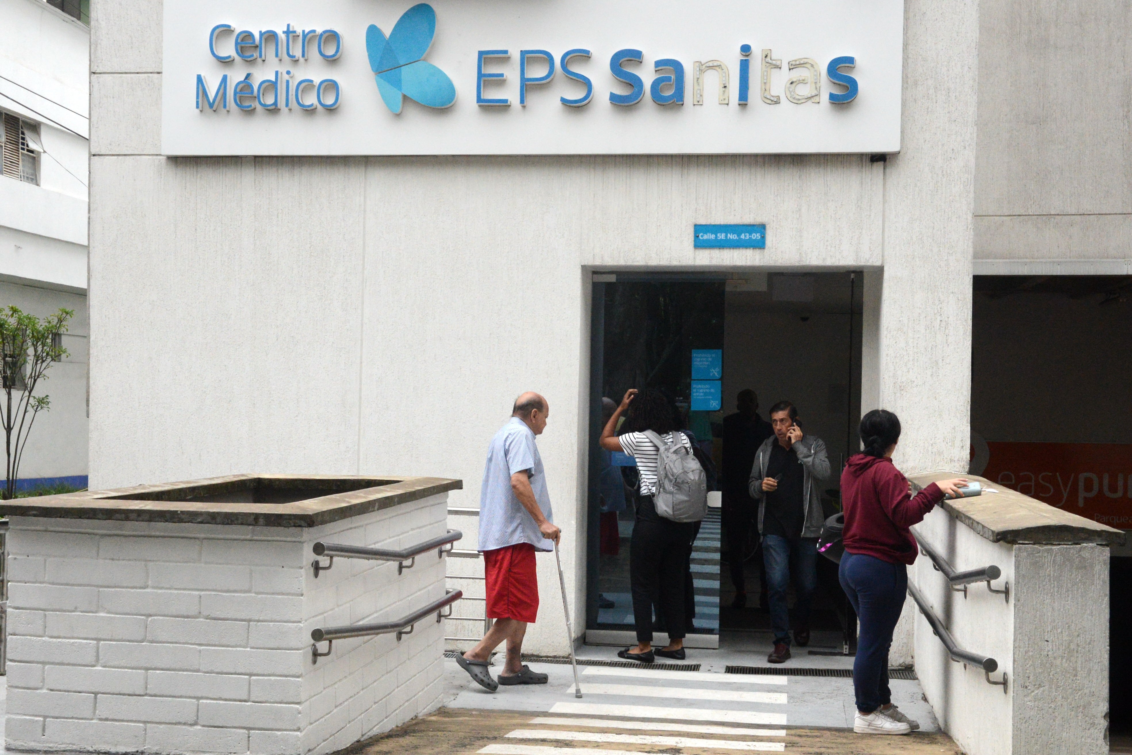 Cali; Completa normalidad en las instalación de las EPS Sanitas en Cali tras anuncio de intervención de Supersalud  Foto José L Guzmán. El País