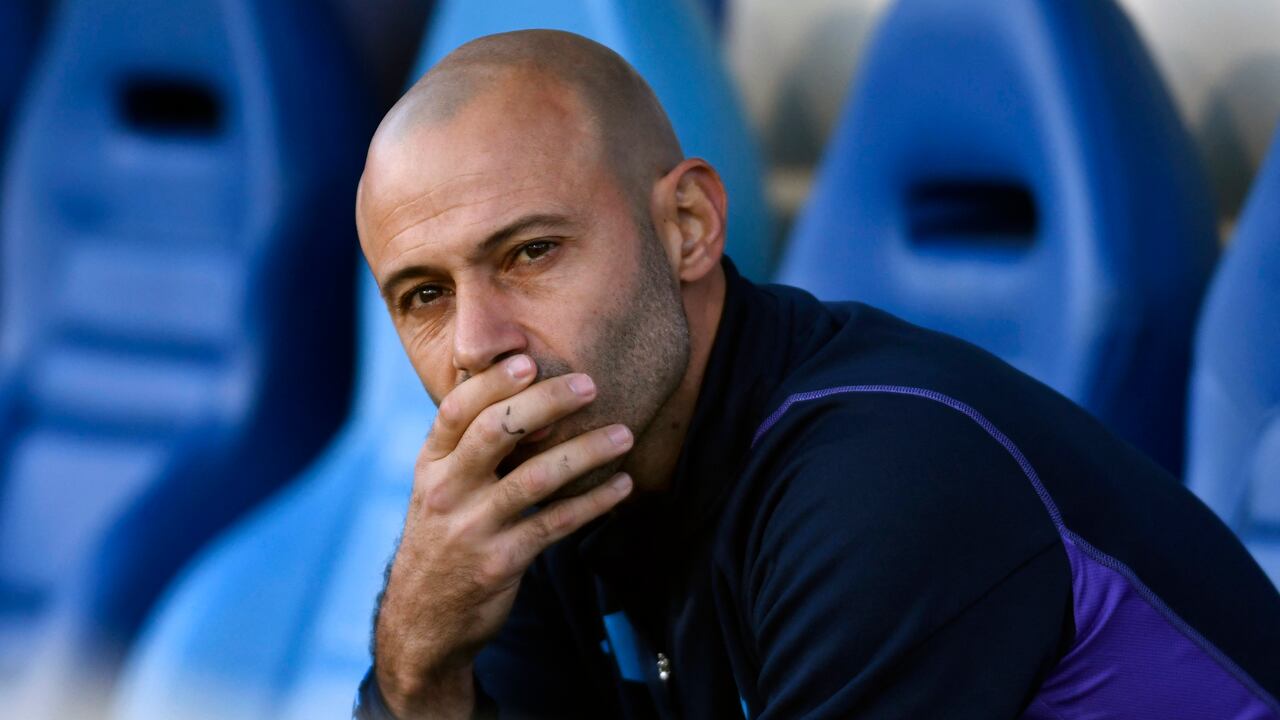Argentina's coach Javier Mascherano gestures during the Argentina 2023 U-20 World Cup Group A football match between New Zealand and Argentina at the Estadio San Juan del Bicentenario stadium in San Juan, Argentina on May 26, 2023. (Photo by Andres Larrovere / AFP)