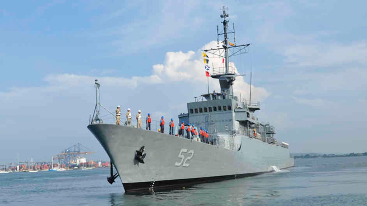Fragata ARC Caldas 52.