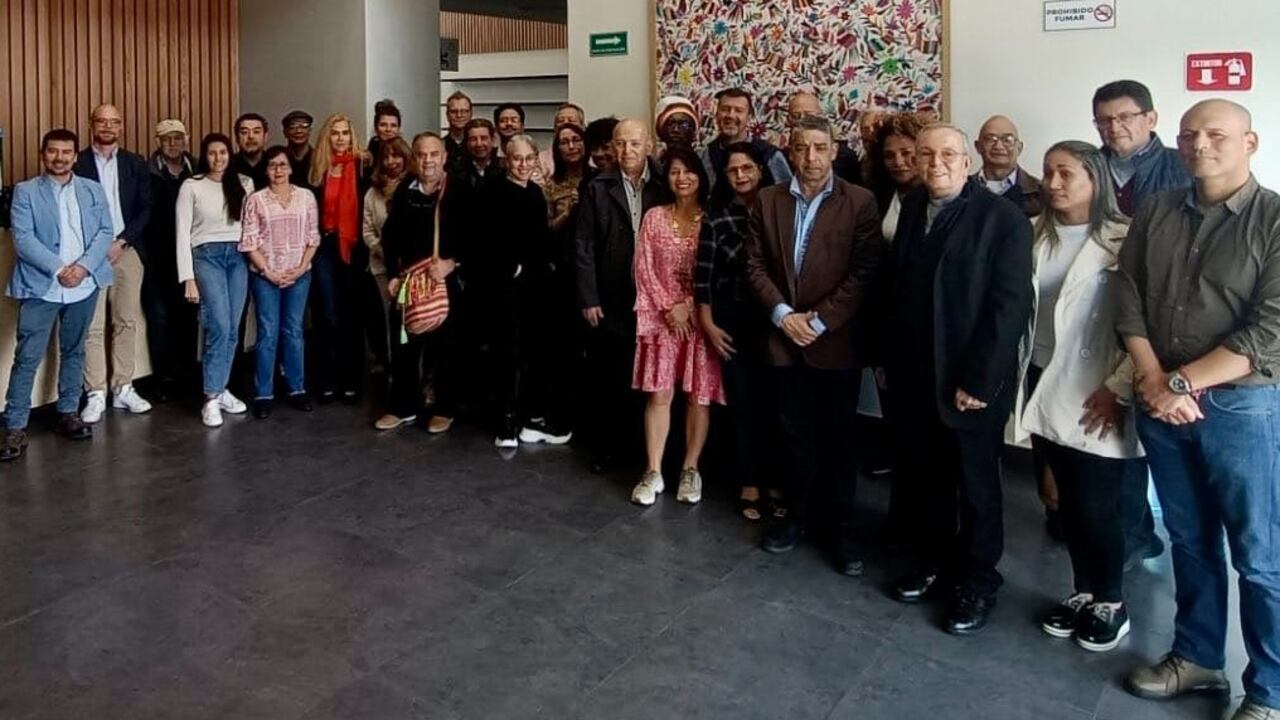 La delegación del ELN y el gobierno en México.