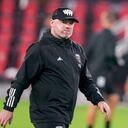 ARCHIVO - El entrenador en jefe del D.C. United, Wayne Rooney, sale del campo después del partido de fútbol de la MLS contra el Inter Miami, el 8 de julio de 2023, en Washington. Rooney dejará su puesto como entrenador del D.C. United después de una temporada, dijo el equipo. A pesar de que el club no alcanzó los Playoffs de la Copa MLS 2023, Rooney mejoró la cuenta de puntos del D.C. United en su única temporada completa al mando. (Foto AP/Alex Brandon, Archivo)