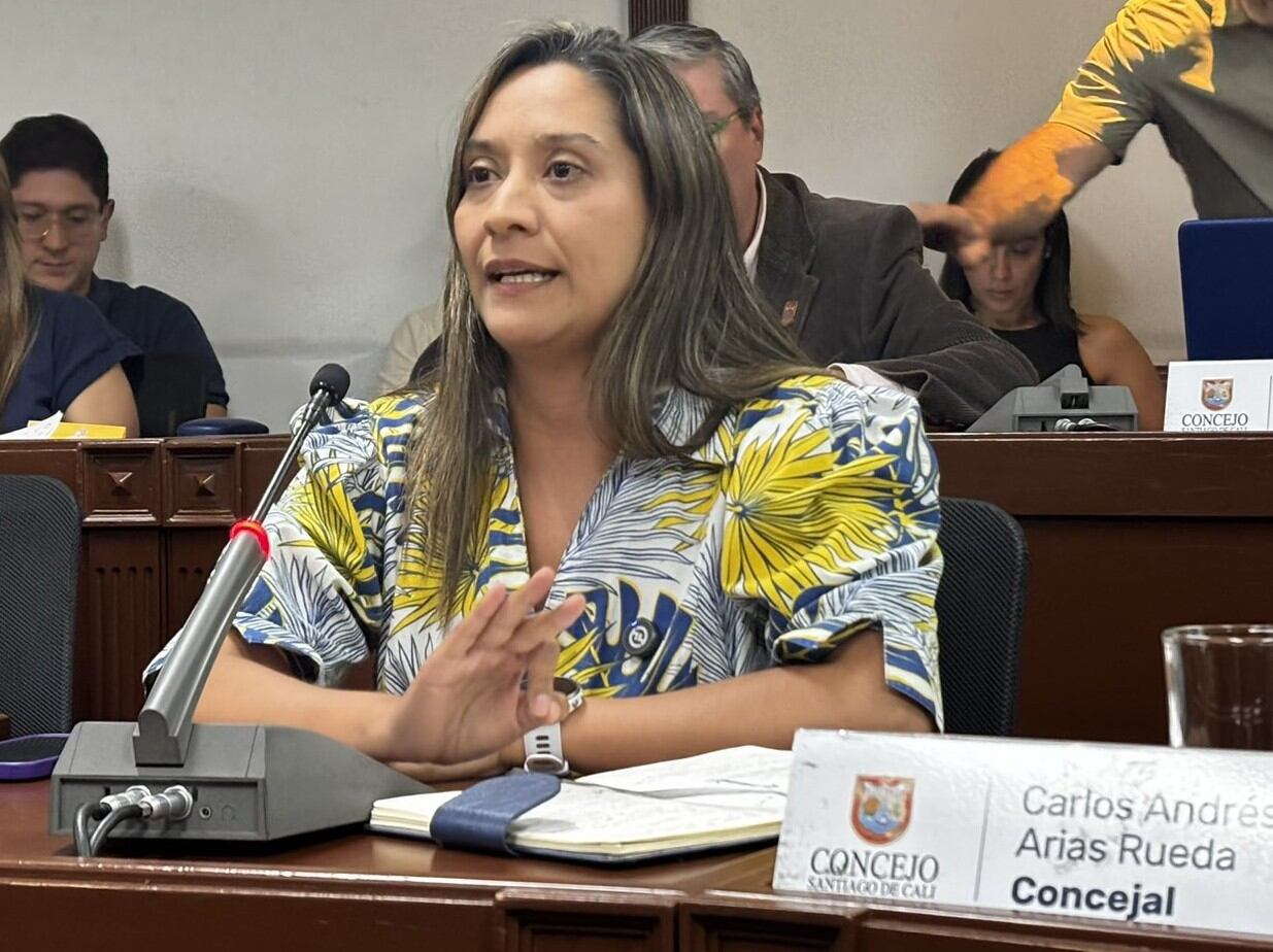 Ana Erazo, concejal de Cali, aclaró la polémica que se generó sobre los atentados que sufrió la ciudad.