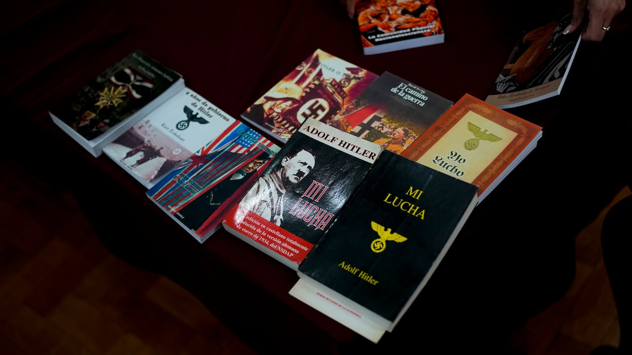 La investigación duró dos años y se originó a partir de una denuncia presentada por la Delegación de Asociaciones Israelitas Argentina, DAIA.