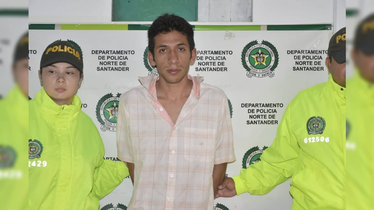 Este hombre fue identificado como Jhon Jairo Martínez Flórez, de 21 años.