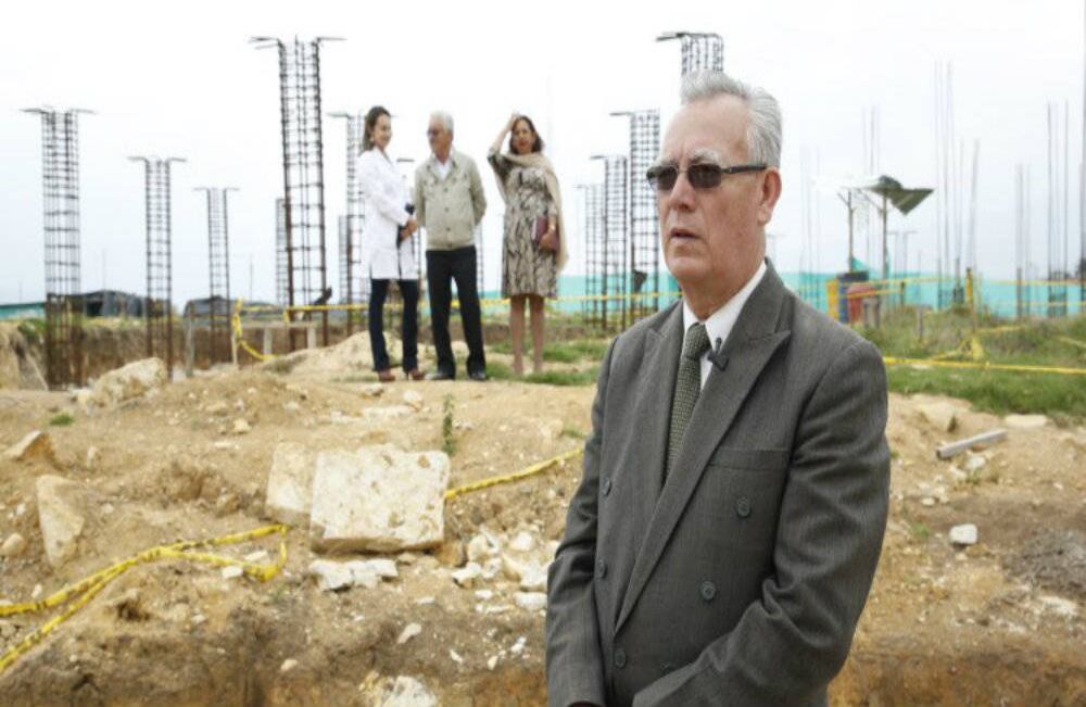 A pesar de que el rector Gabriel Cadena logró conseguir un lote para la construcción del colegio Nuestra Señora de la Antigua (Nuevo Colón) en 2018, la obra está detenida y solo presenta el 28 por ciento de avance. 